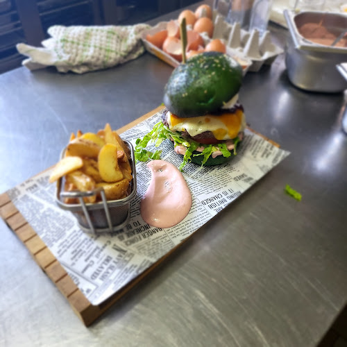 Opinii despre Gostilna SALOBIR în Dobje pri Planini - Gastronomija in gostinstvo