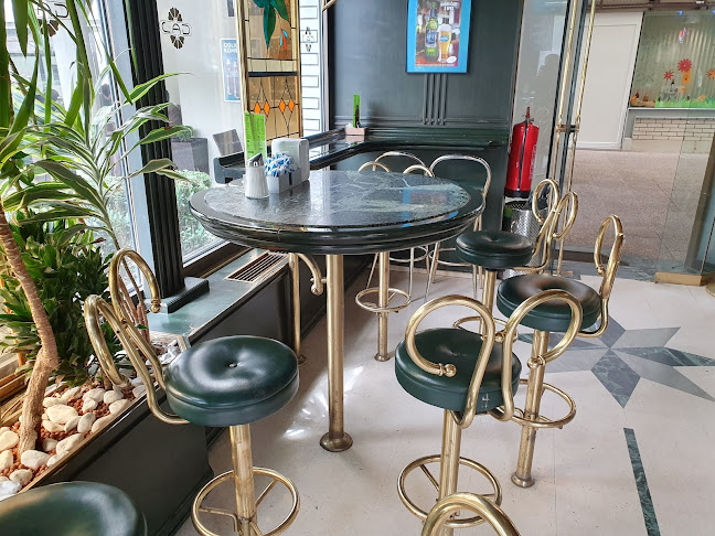 Bistro Suwon - Gastronomija in gostinstvo