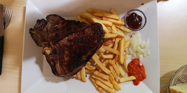 Gostilna pod Lipco Veselin Vujačić s.p. - Gastronomija in gostinstvo