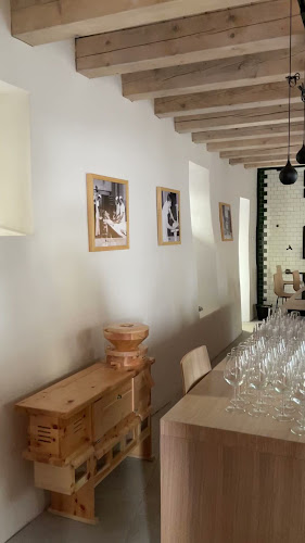 Rustjeva hiša kruha - Gastronomija in gostinstvo