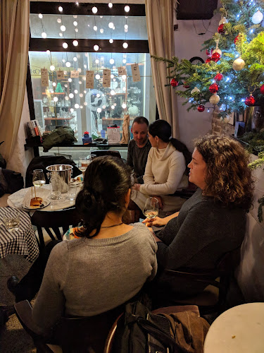 Comentarii opinii despre Bar Cameral