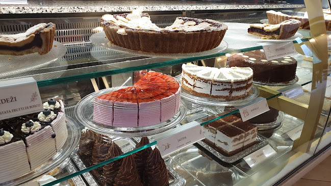 Opinii despre Slaščičarna Kala, B&B Kranjska Gora, Kristjan Čehajić s.p. în Kranjska Gora - Gastronomija in gostinstvo