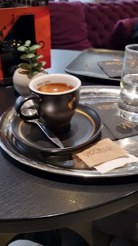 Lounge Bar Venezia - Gastronomija in gostinstvo