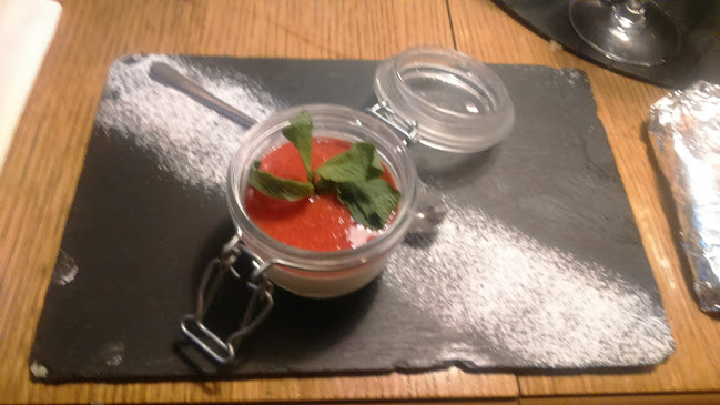 Comentarii opinii despre Eksperiment S