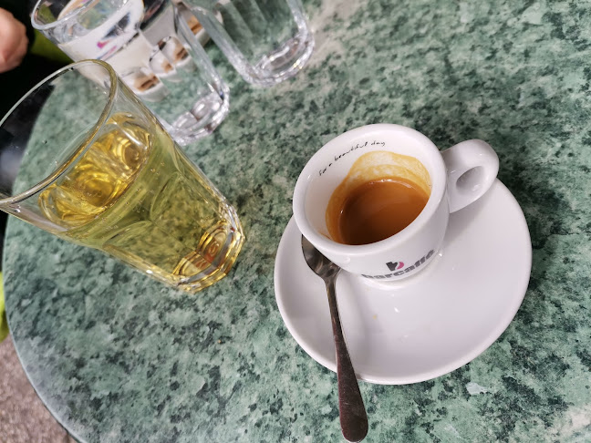 Slaščičarna in kavarna Viki, Simon Viktor Ocvirk s.p. - Ljubljana