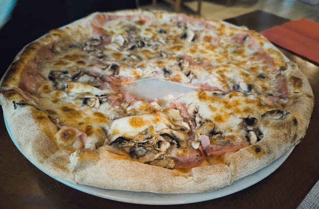 Pizzeria restavracija Lili Ptuj - Gastronomija in gostinstvo