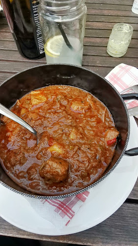 Opinii despre Slovenska Hiša - Figovec în Ljubljana - Gastronomija in gostinstvo