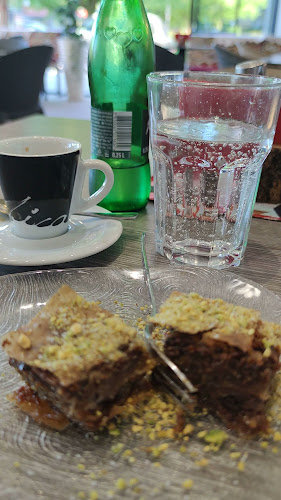 Deset v Pol - Gastronomija in gostinstvo