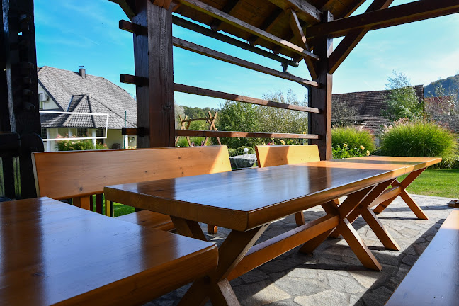 Gostilna "Gadova Peč" Uroš Kerin s.p. - Gastronomija in gostinstvo