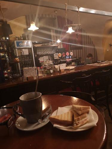 Opinii despre Krčma TamKoUčiri în Celje - Gastronomija in gostinstvo