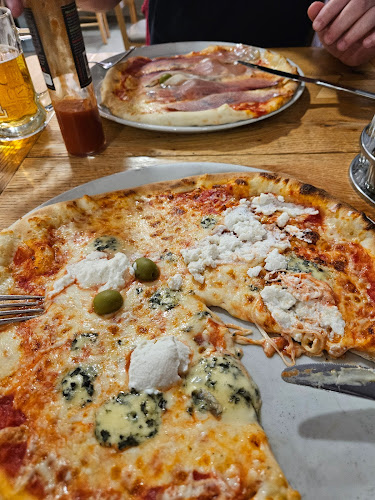 Opinii despre Gostilnica in picerija Žakelj în Logatec - Gastronomija in gostinstvo