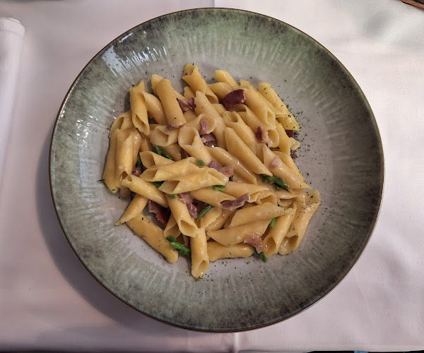 Gostilna pri Hribu Povir, Milan Perhavec s.p. - Sežana