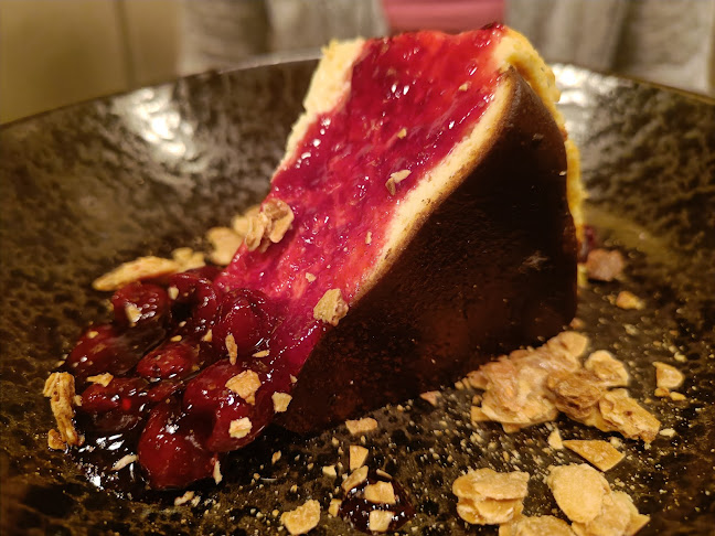 Vodnikov trg 5, 1000 Ljubljana