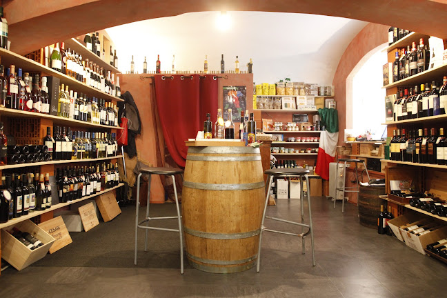 Stari trg 2, 1000 Ljubljana