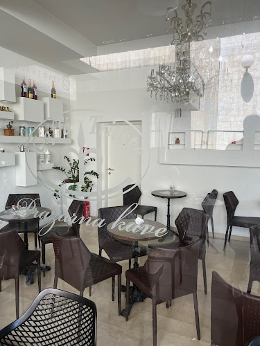 Bevkov trg 1, 5000 Nova Gorica