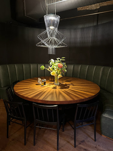 The Place. Good Food & Music. - Gastronomija in gostinstvo