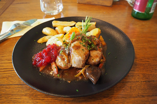 Opinii despre Restavracija Vodnikov Hram, Ljubljana în Ljubljana - Gastronomija in gostinstvo