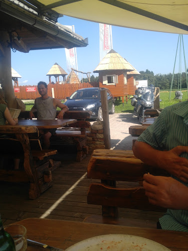 Opinii despre Picerija Botana în Cerklje na Gorenjskem - Gastronomija in gostinstvo