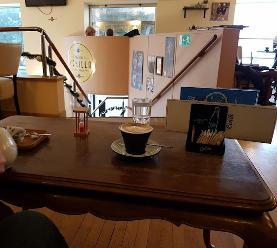 Pristaniška ulica 3, 6000 Koper