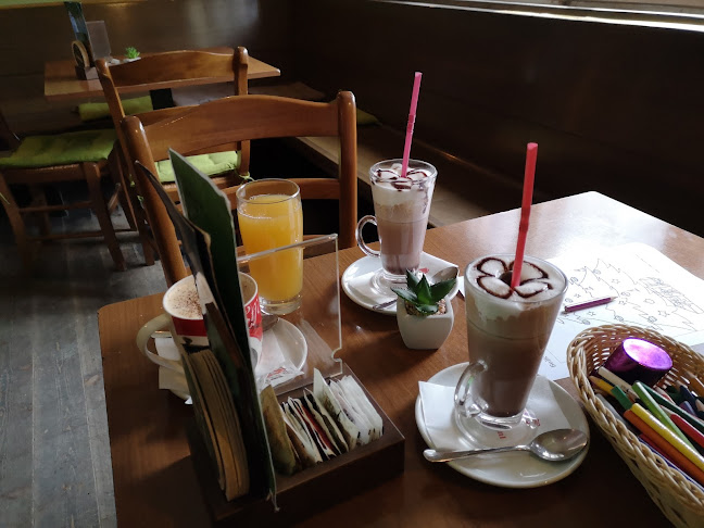 Barbara Pr'Grmač Nataša Ivanušič s.p.