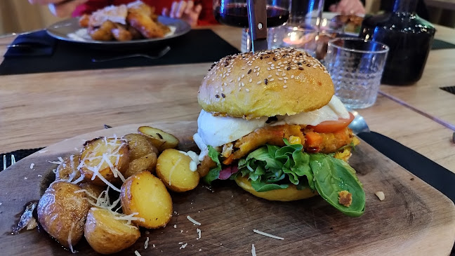 Kettejev drevored 2, 8000 Novo mesto