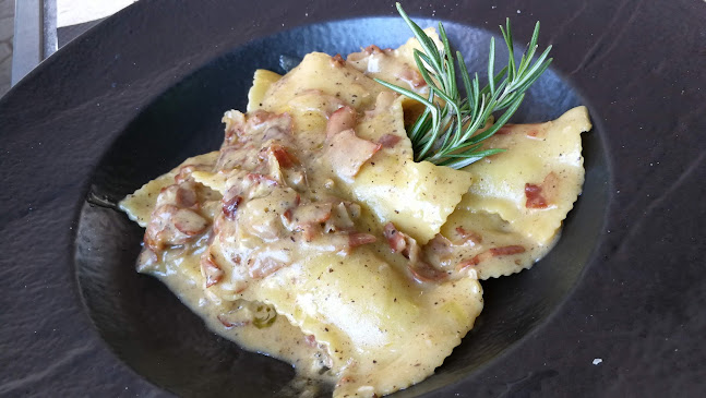 Tacenska cesta 95, 1000 Ljubljana