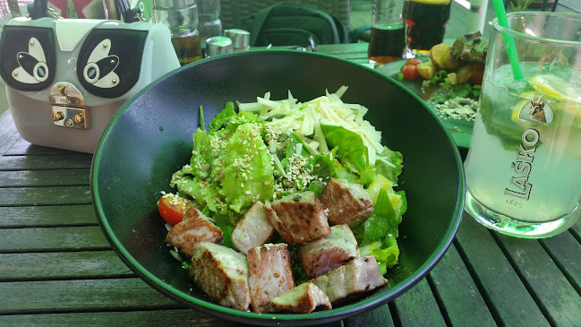 Opinii despre Grajska plaza Restaurant în Bled - Gastronomija in gostinstvo