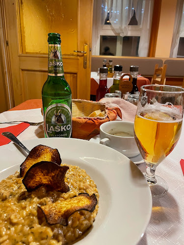 Comentarii opinii despre Restaurant & Wine Bar Murka