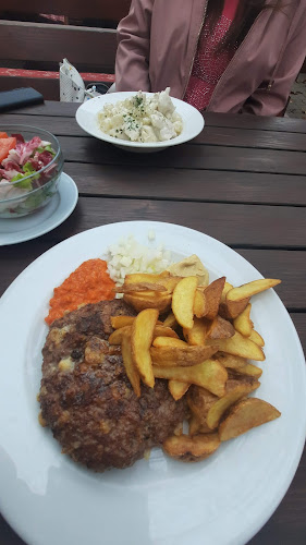 Tacenska cesta 142, 1211 Ljubljana