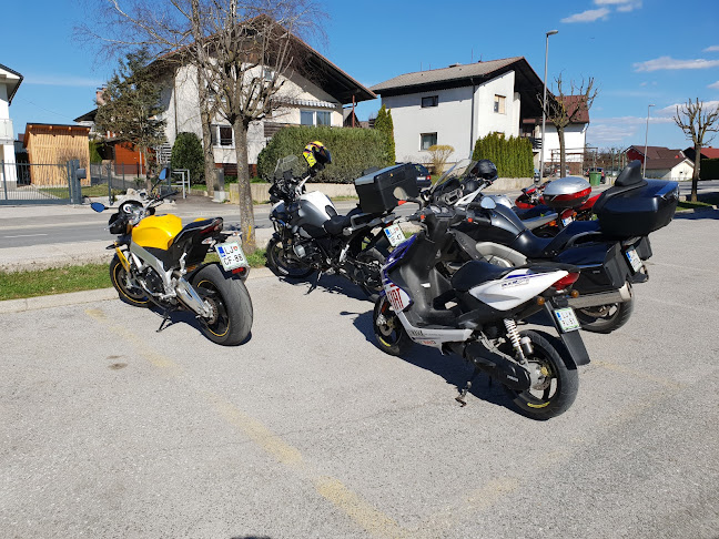 Opinii despre Street podjetje za turizem, gostinstvo in trgovino, d.o.o. în Grosuplje - Gastronomija in gostinstvo