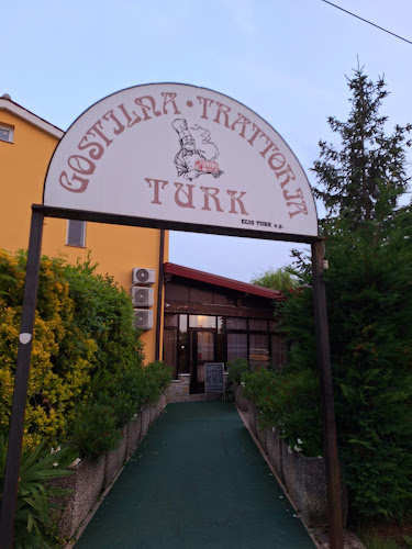 Gostilna-Trattoria Turk - Gastronomija in gostinstvo