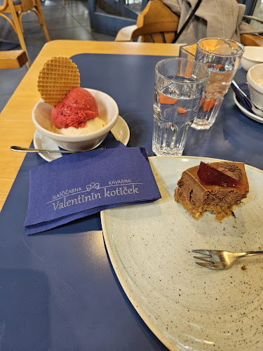 Opinii despre Valentinin kotiček Kavarna in Slaščičarna în Celje - Gastronomija in gostinstvo