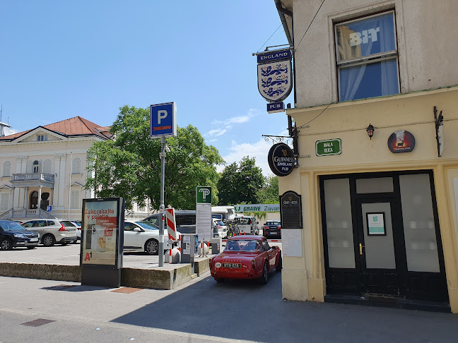 Mala ulica 8, 1000 Ljubljana