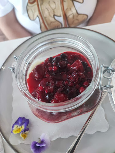 Ob kaminu - Postojna