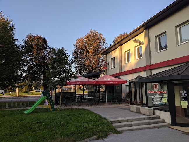 Opinii despre Dnevni bar Štrenca în Škofja Loka - Gastronomija in gostinstvo