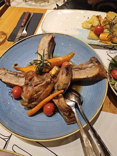 Na Vasi, restavracija in prenočišča - Škofja Loka