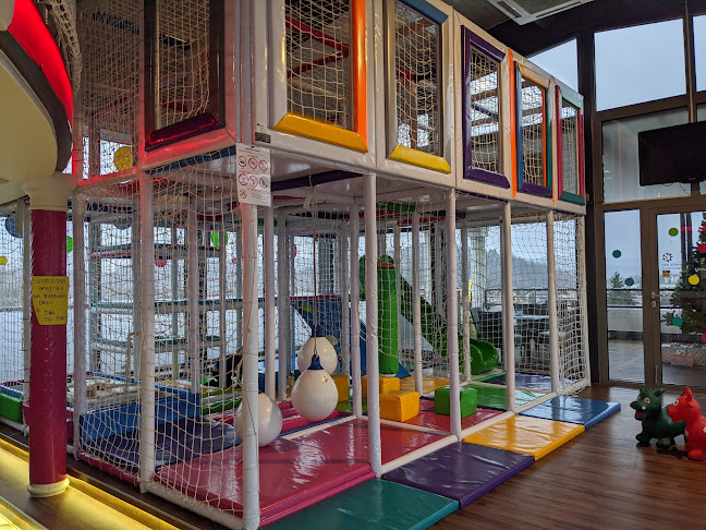 Dežela igral in kavarna, Sašo Žaljec s.p. - Gastronomija in gostinstvo