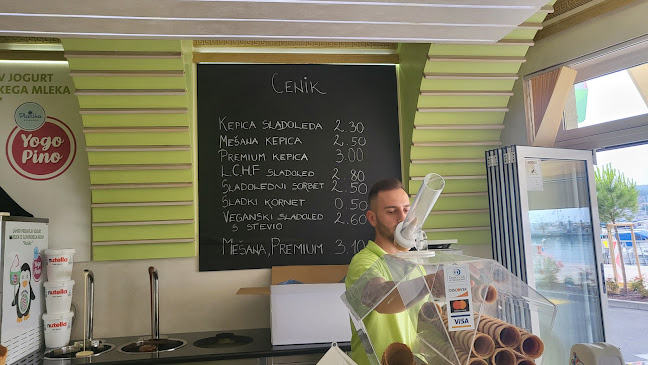 I love Yoogurtlandia - Izola