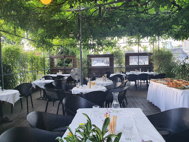 Restavracija Via Bona - Gastronomija in gostinstvo