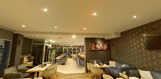 Zagrebška c. 24, 2000 Maribor