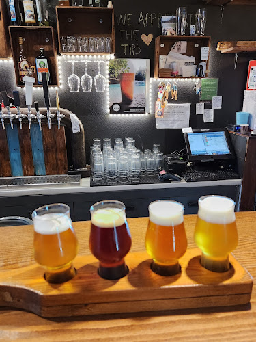 Comentarii opinii despre Thirsty River Brewing bar & rooms