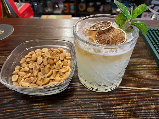 Comentarii opinii despre Eksperiment Kavarna & Bar