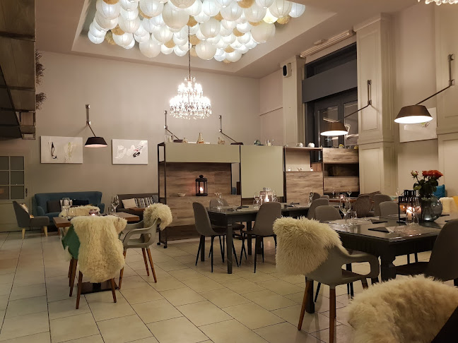 Pristaniška ulica 3, 6000 Koper