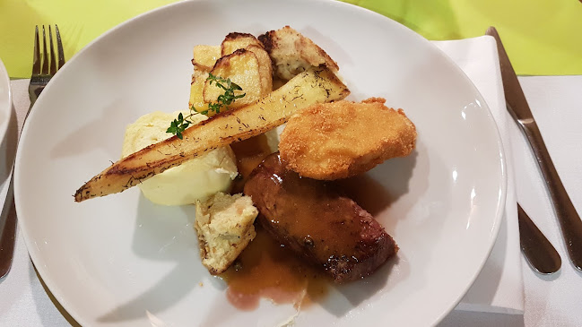 Gostilna pri Kmetec - Gastronomija in gostinstvo