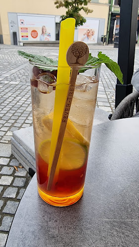 Mestna kavarna - Gastronomija in gostinstvo