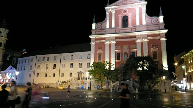 Opinii despre Okrepčevalnica Točka în Ljubljana - Gastronomija in gostinstvo