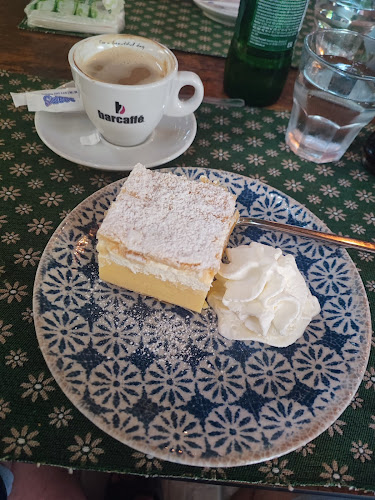 Riklijeva cesta 9, 4260 Bled