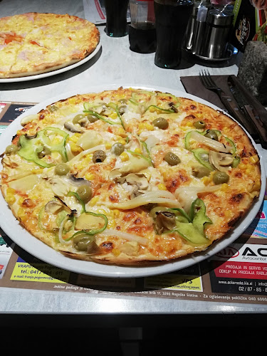 Pizzeria 100/H Majda Šisernik Predik s.p. - Gastronomija in gostinstvo