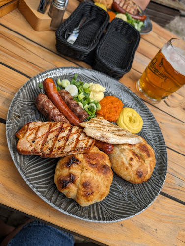 Kidričeva cesta 10 b, 4260 Bled