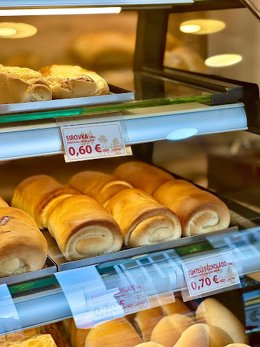 Comentarii opinii despre Day & Night Bakery